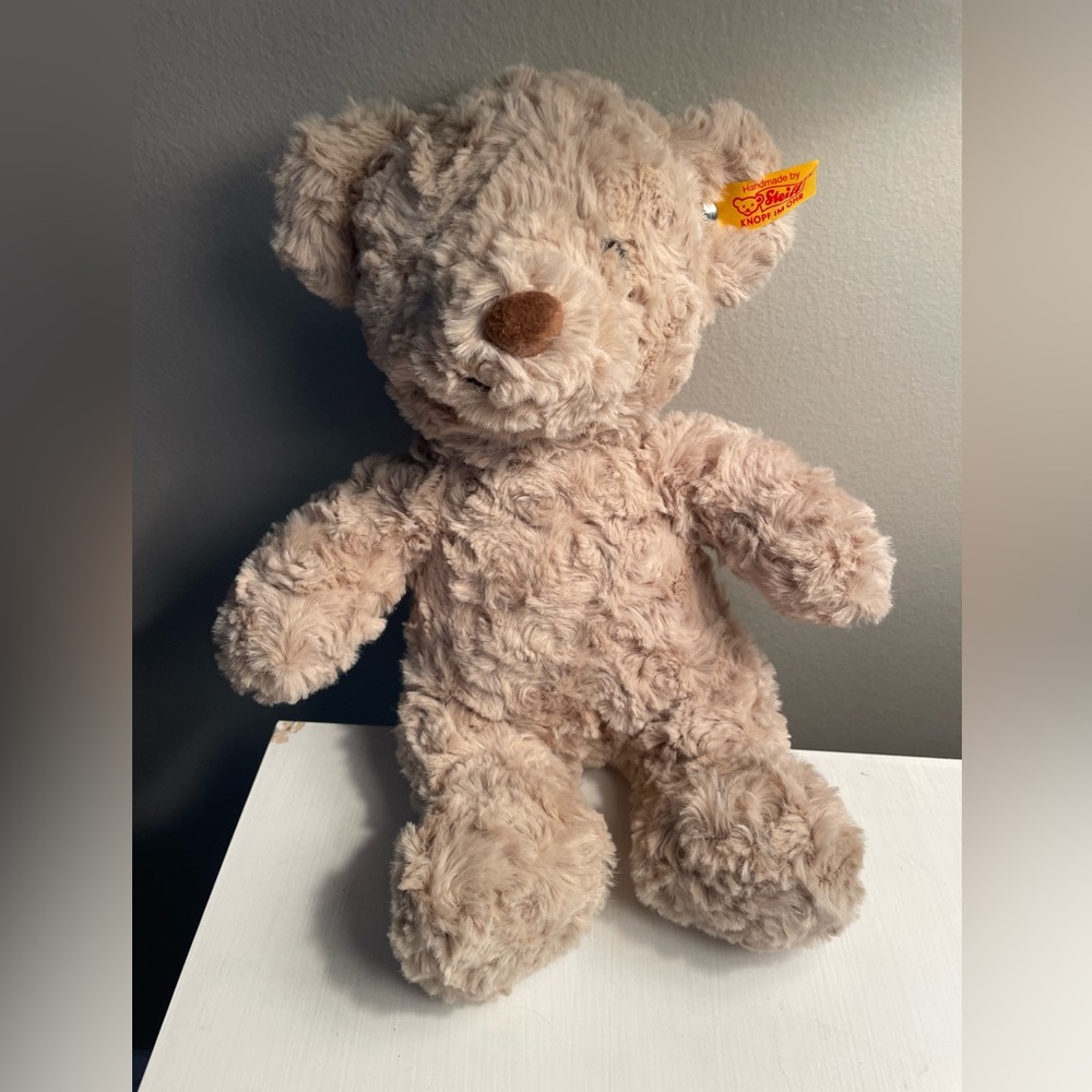 Fluffy Beige Steiff Teddy Bear New with Tags - Picture 3 of 5